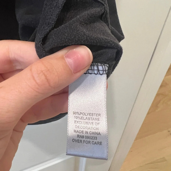 Brandy Melville Mini Black Velvet Dress Short Sleeve Crew Neck Tshirt Dress - Picture 4 of 6